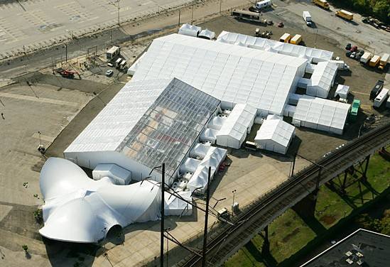 冬季使用展銷會篷房需要做什么？